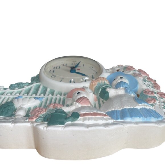 Vintage Homco Quartz Mantel Clock With Charming Victorian Garden Scene - Picture 16 of 16